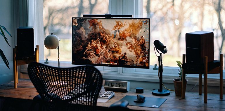 Graphic designing - Digital Kiwis